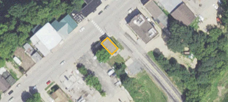 101 Main St