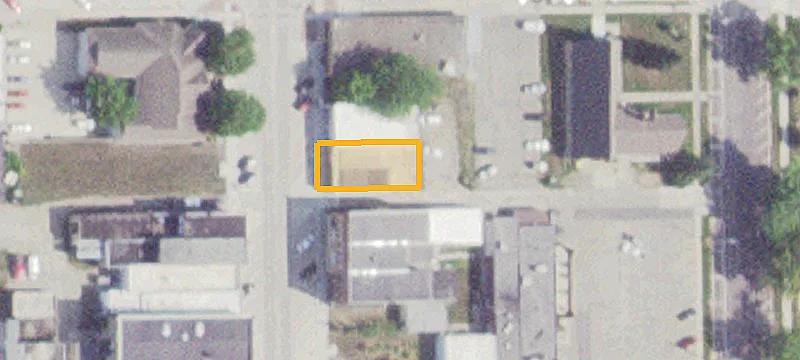 120 Main St