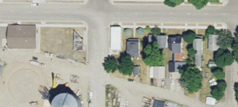 266 2nd W Ave
