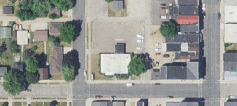 103 Elm SW Ave