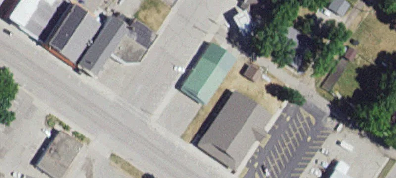 202 1st St