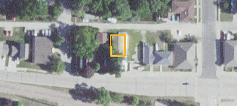 112 Main St