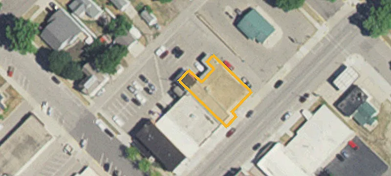 214 Saint Olaf N Ave