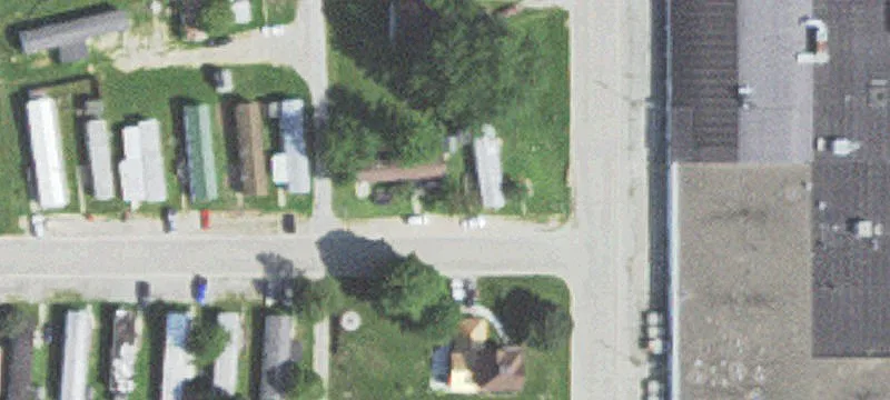 2nd NE St