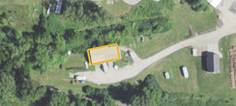 738 Hwy 16th 52nd E