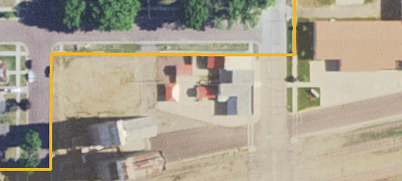300 1st N Ave