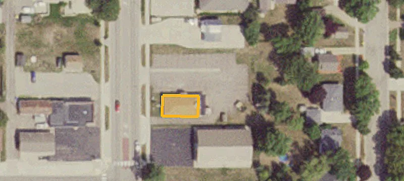 413 8th SE Ave