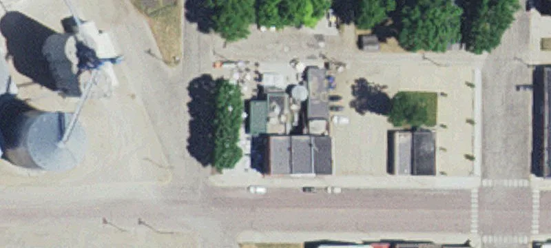 713 Main St