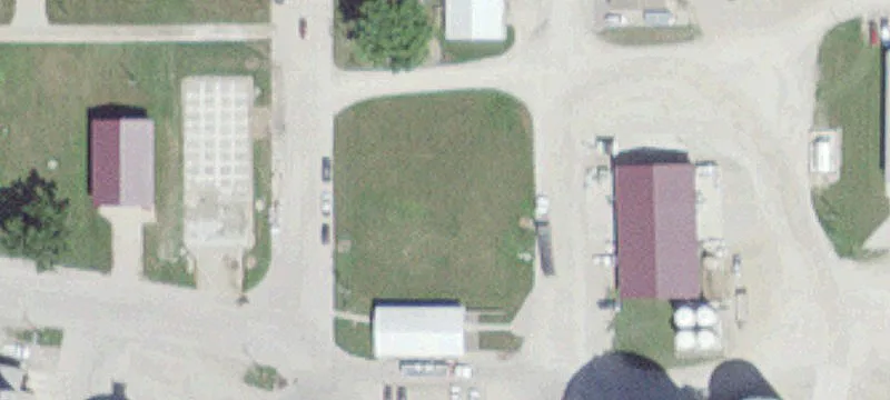 18 1st SW St