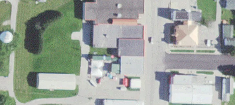100 Main St