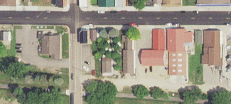 105 Main E St