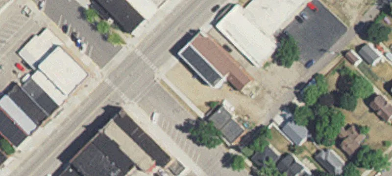 201 Saint Olaf N Ave