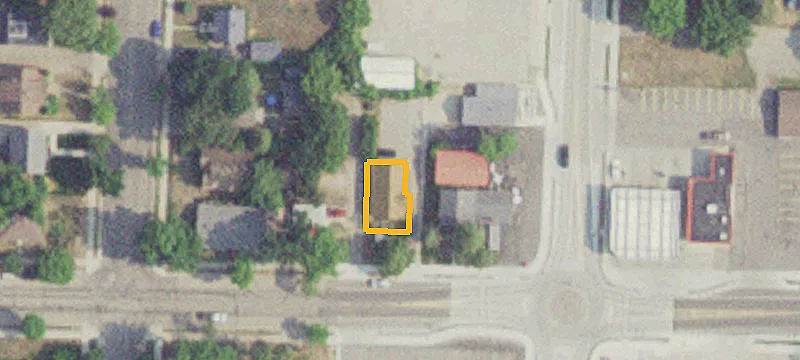 106 Willow W St