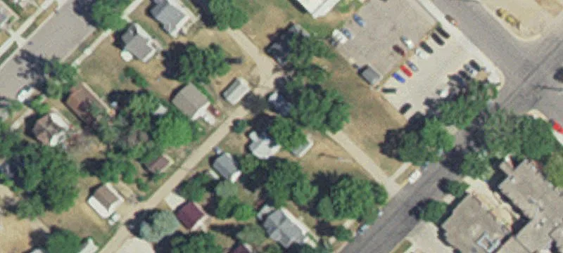 202 12th Haarfager S Ave