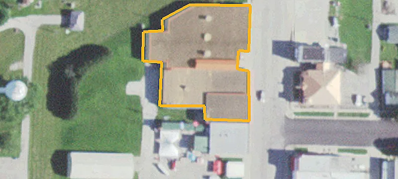 100 Main St