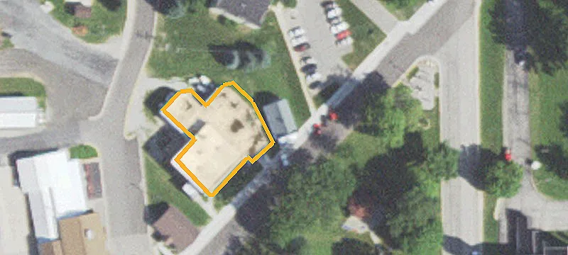 119 Maple Dr