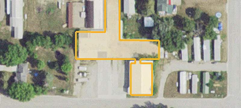 1111 Hwy 79th E