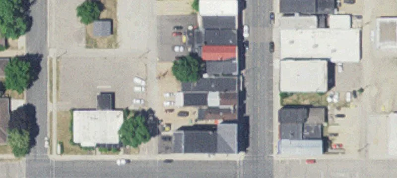 216 1st S St