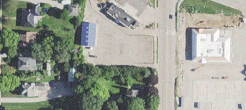 220 Section Ave