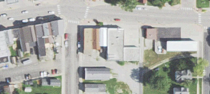 101 Main St