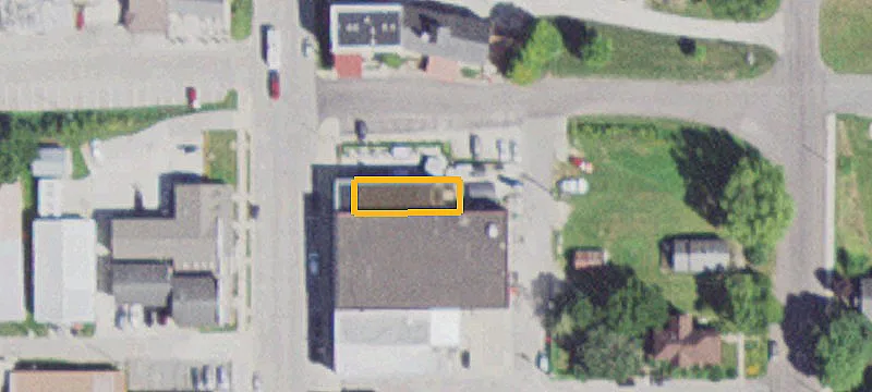 208 Pkwy N Ave