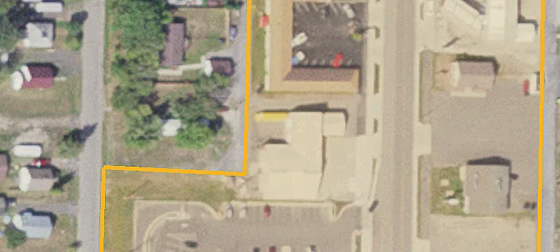 1618 2nd Ave