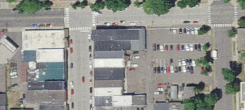 42 Un N St