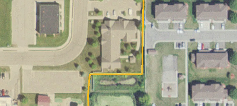 185 Landmark NE Dr