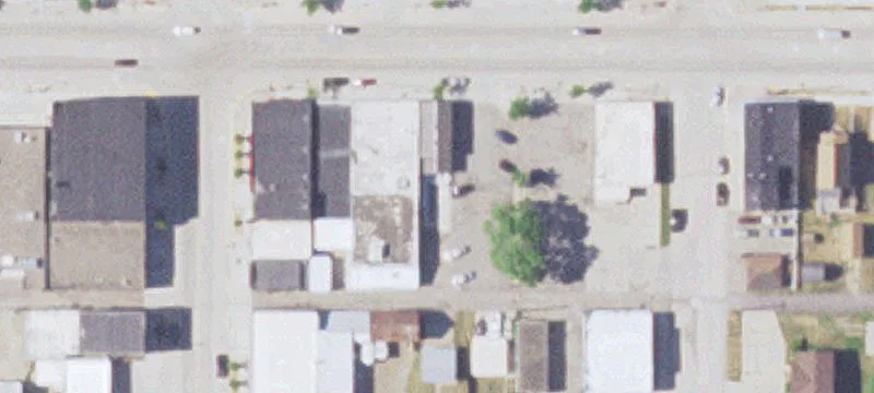 325 Main Ave