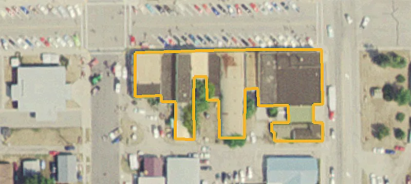 111 Main E Ave