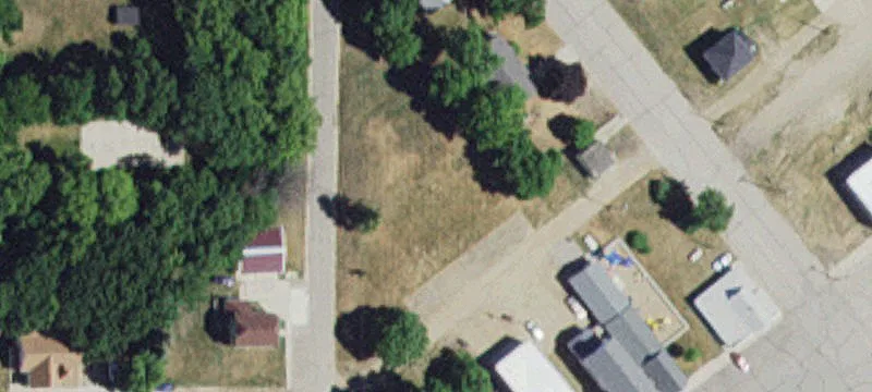 107 Riv St