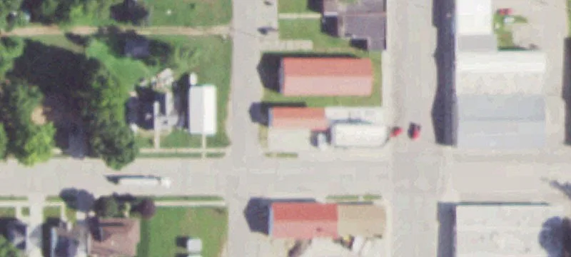 303 2nd Ave