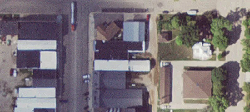 808 Main St