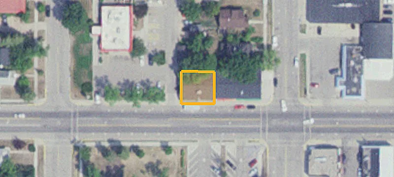203 3rd W St