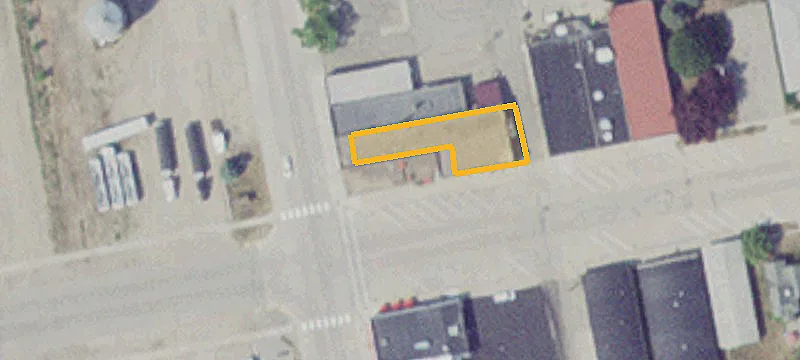 402 Main St