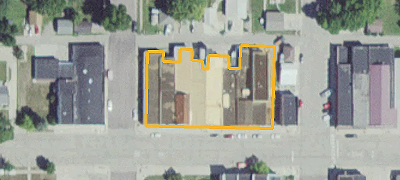 212 5th N St