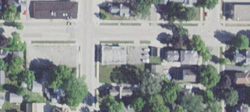 301 Main St