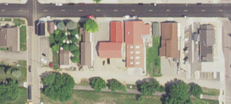 109 Main E St