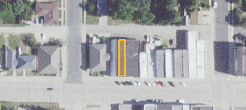 38 Main St