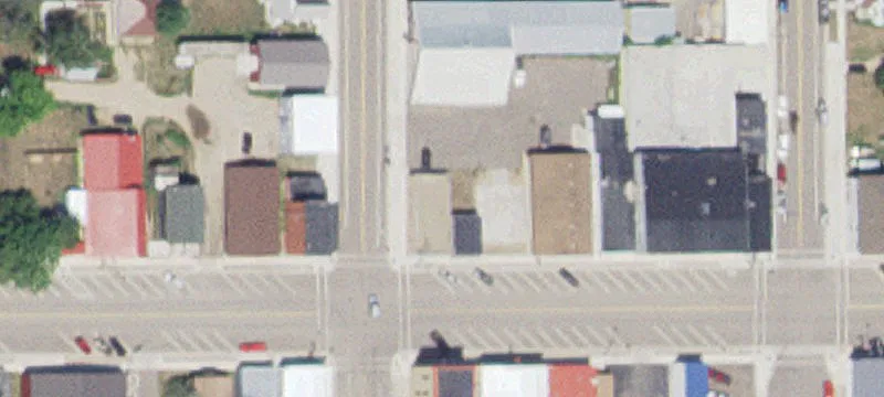 121 Main E St