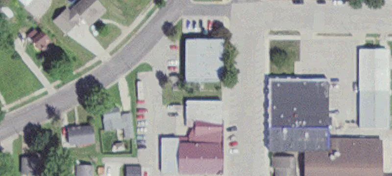 215 Elm St