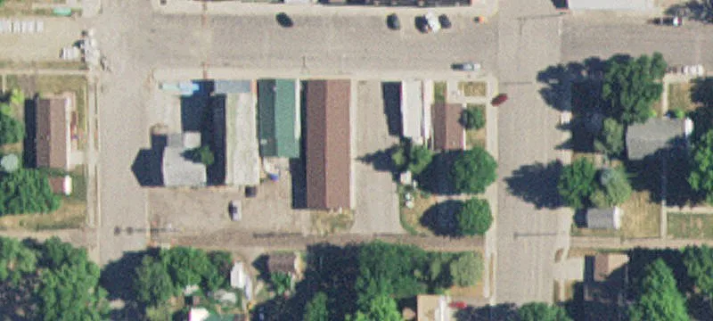 53 2nd W Ave