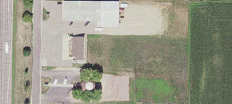 1235 Hwy 15th S