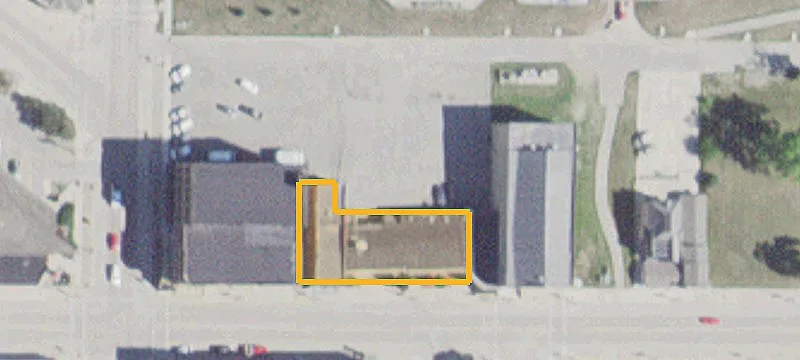 109 4th NE Ave