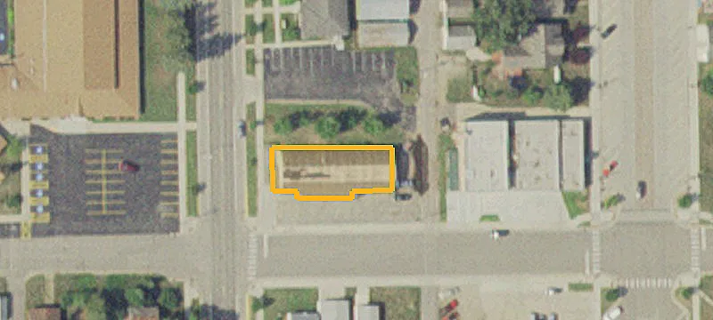 410 Pleasant S Ave