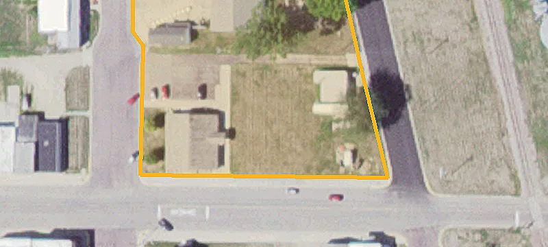 541 Main E St
