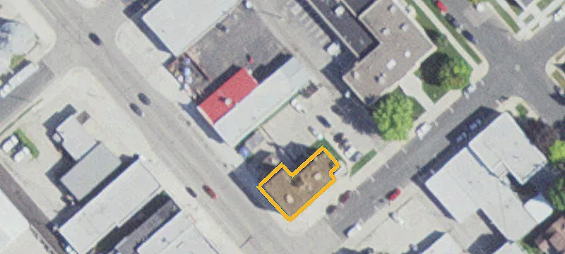 15 2nd SE St