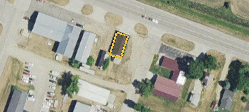 122 Hwy 12th E