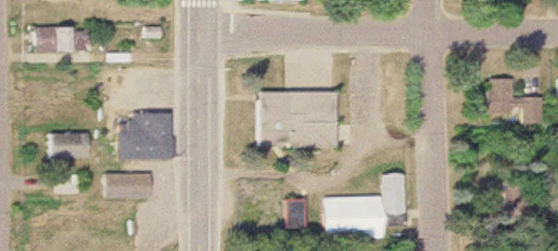 100 Maddy St