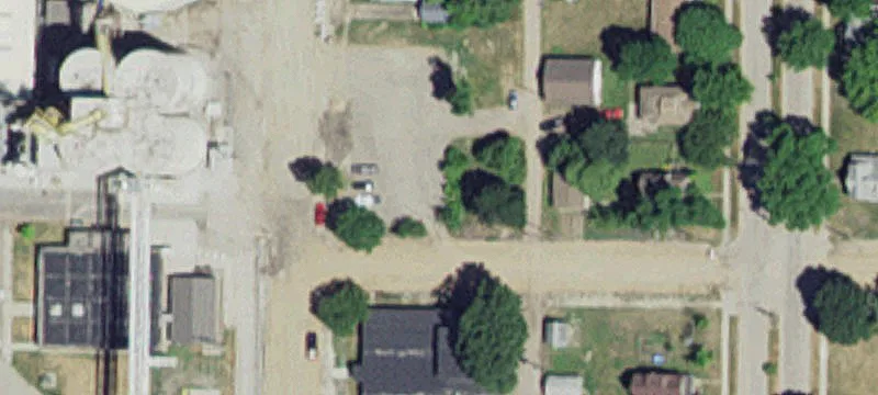 686 Linden St